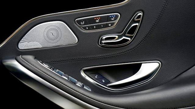 Remplazo de interiores, lunas y elevalunas